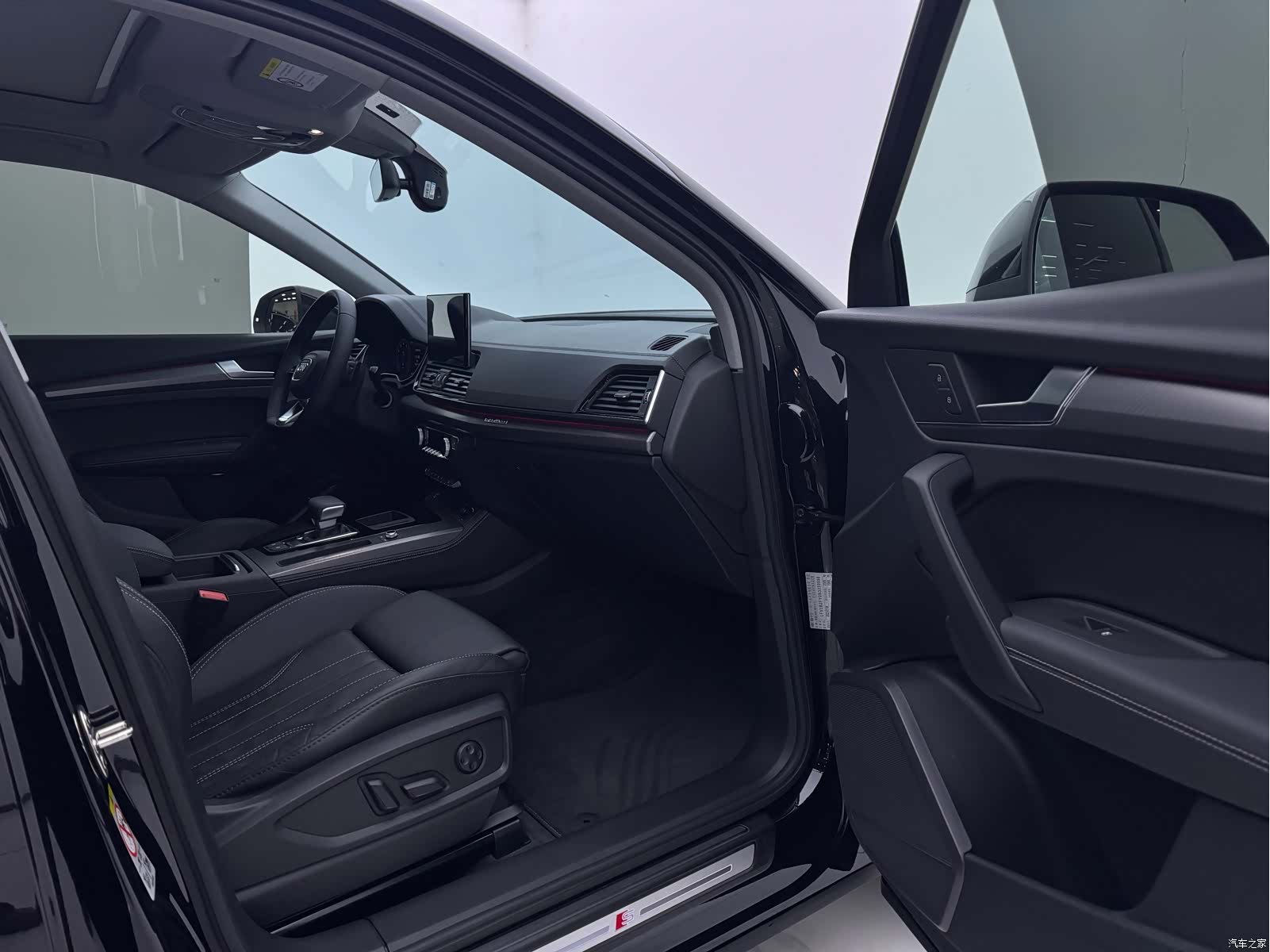 Audi Q5L, 2022 6