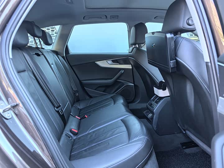 Audi A4 2017 45 TFSI allroad quattro Style