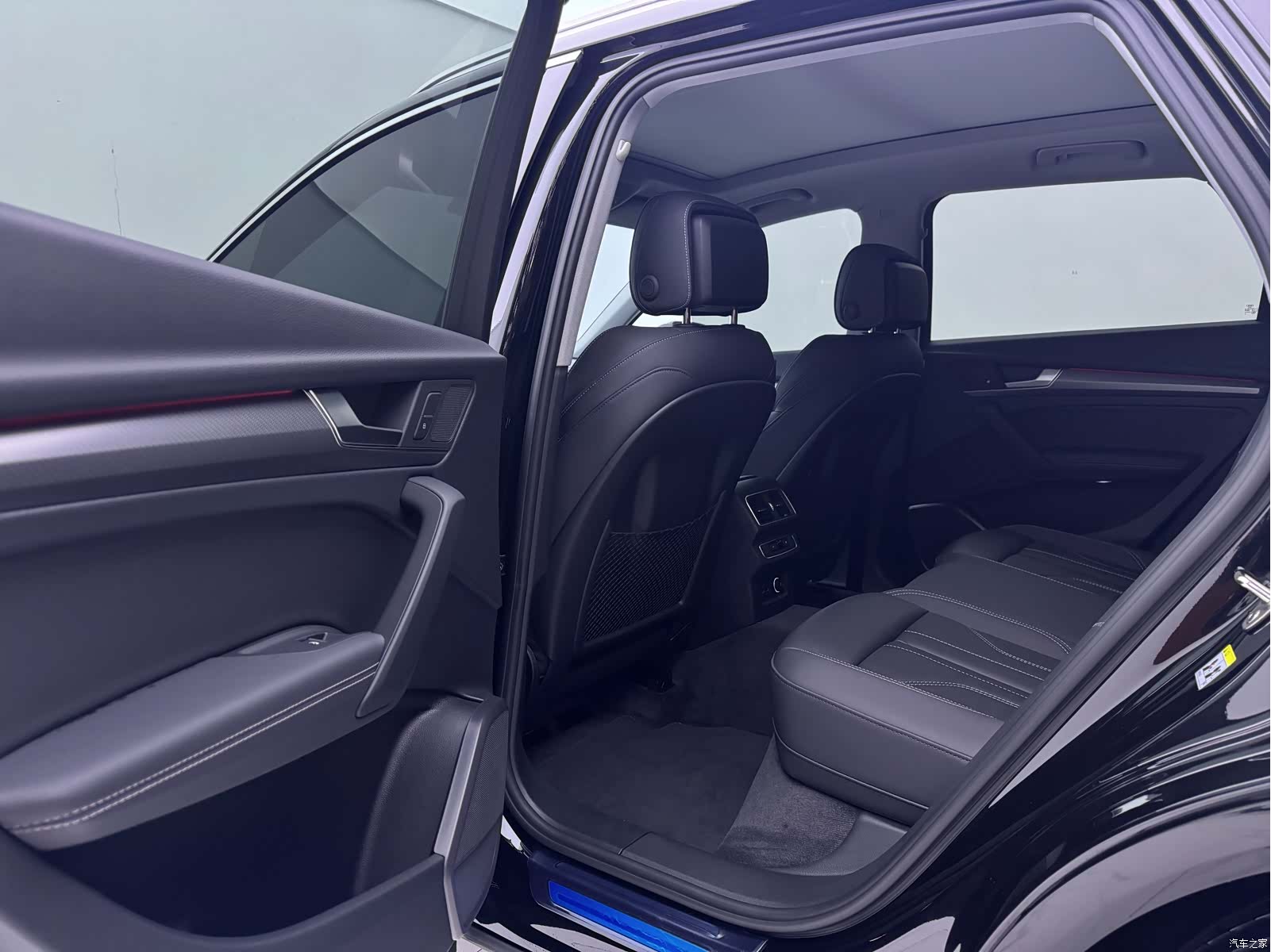 Audi Q5L, 2022 4