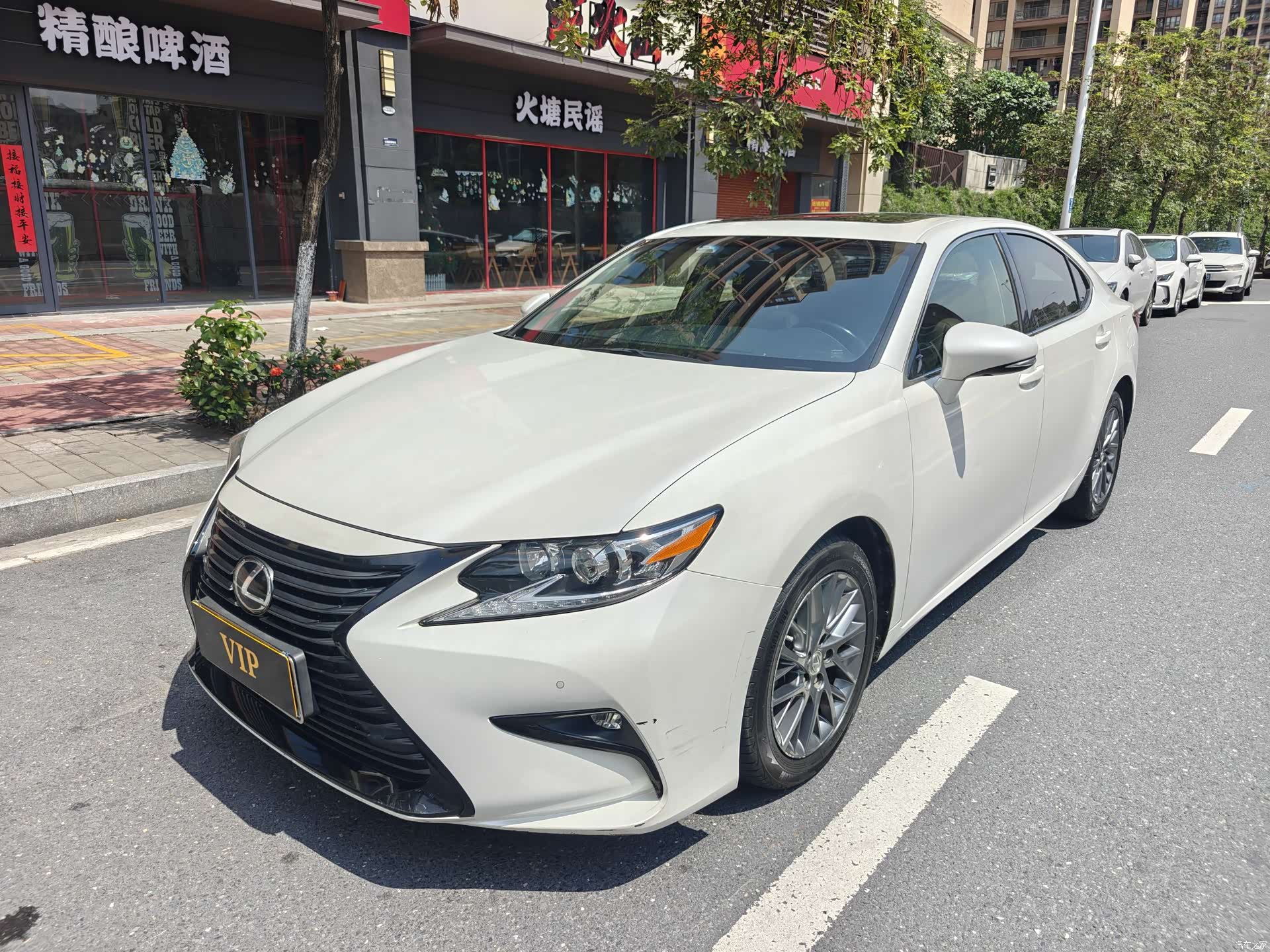Lexus ES, 2018 1