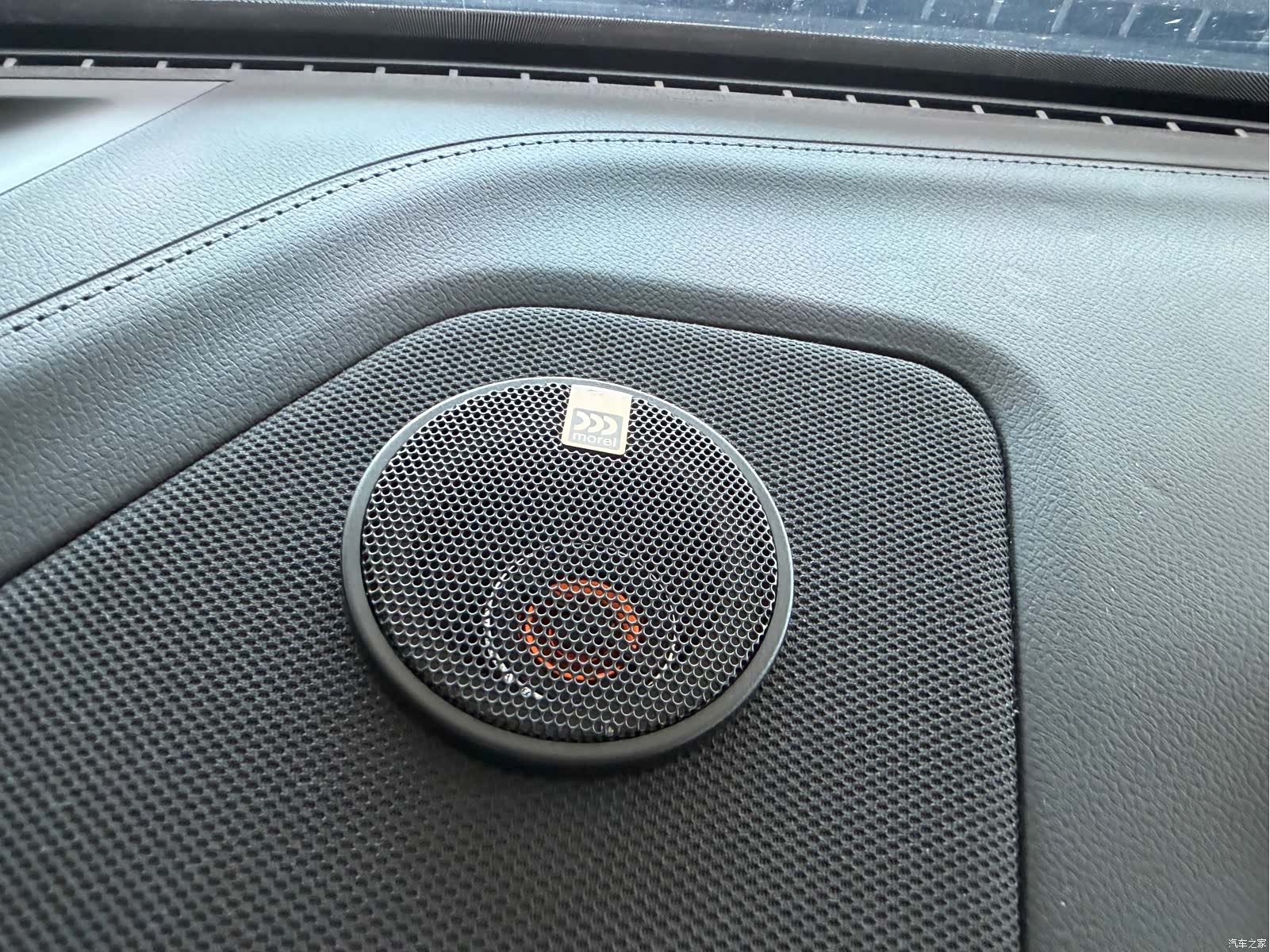 Geely Galaxy L7, 2024 12