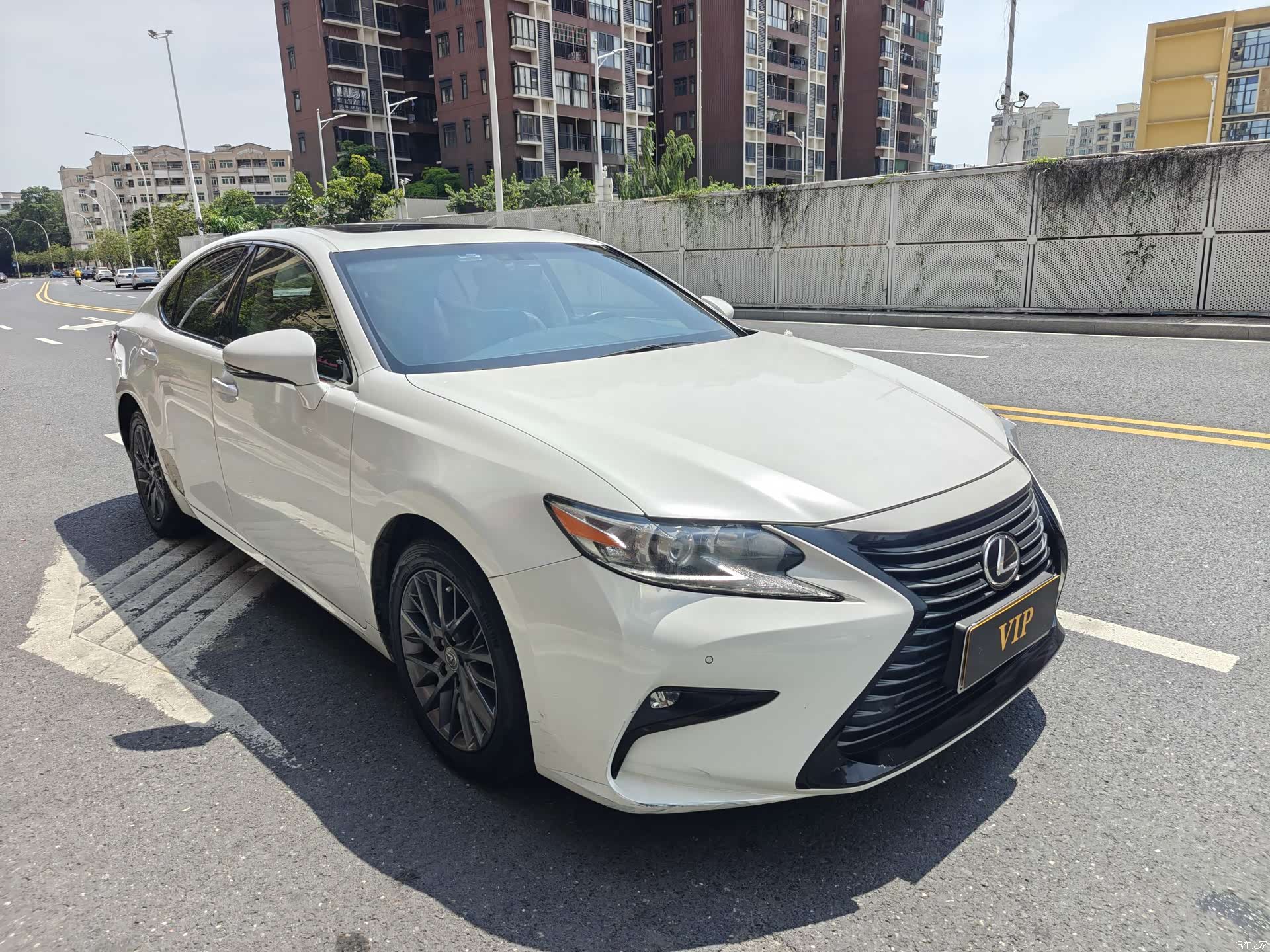 Lexus ES, 2018 2