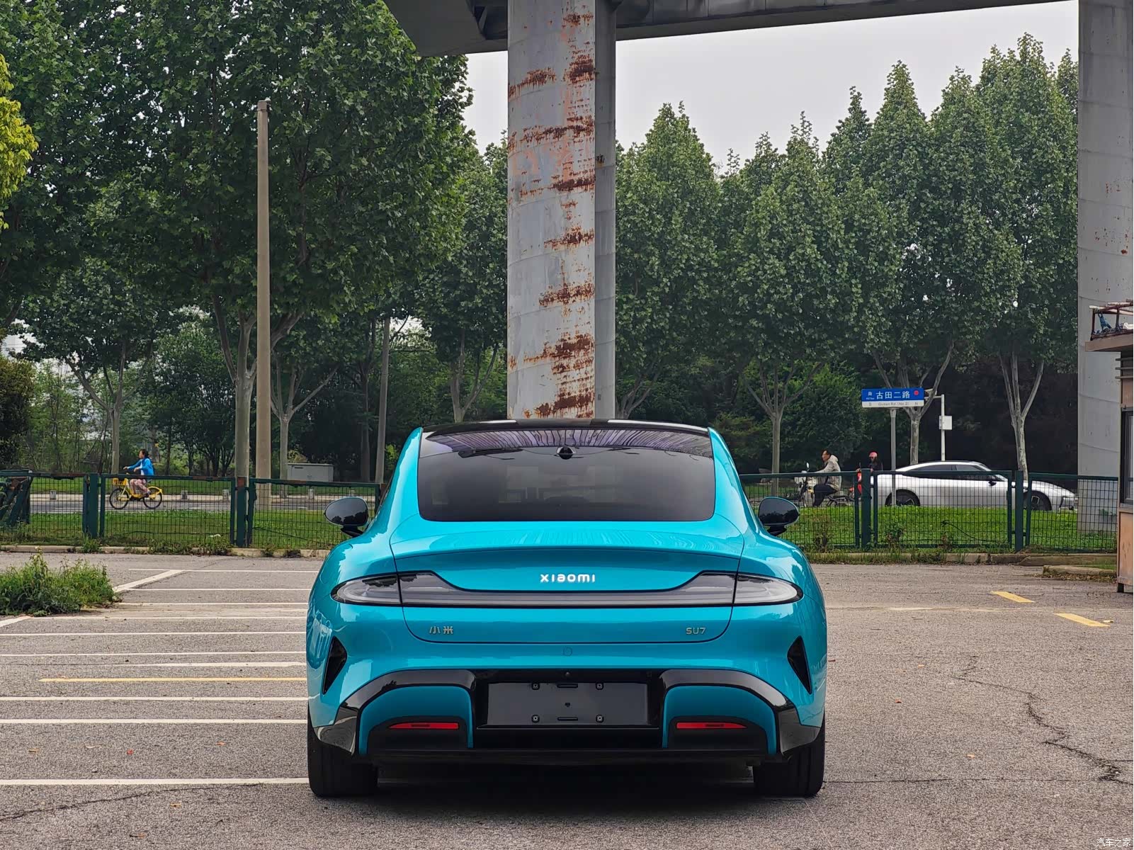 Xiaomi SU7, 2024 все фото