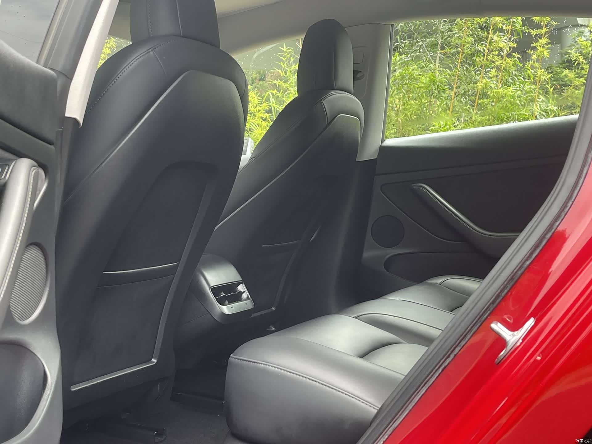 Tesla Model 3, 2021 17