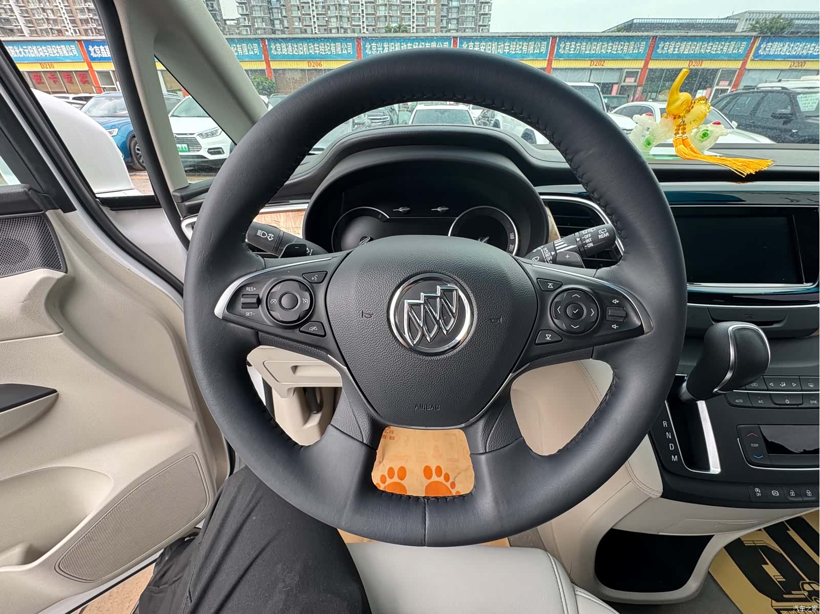 Buick GL8, 2017 все фото