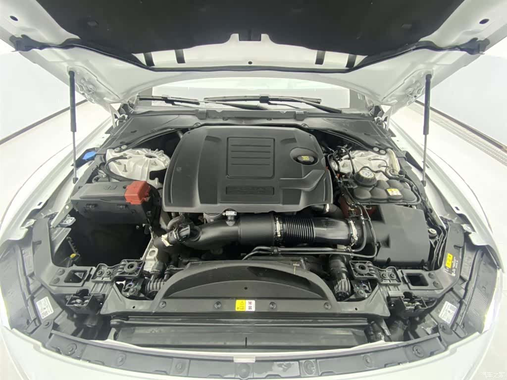 Land Rover P300, 2024 12