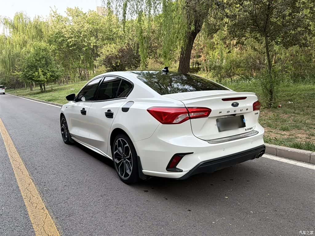 Ford Focus, 2021 8