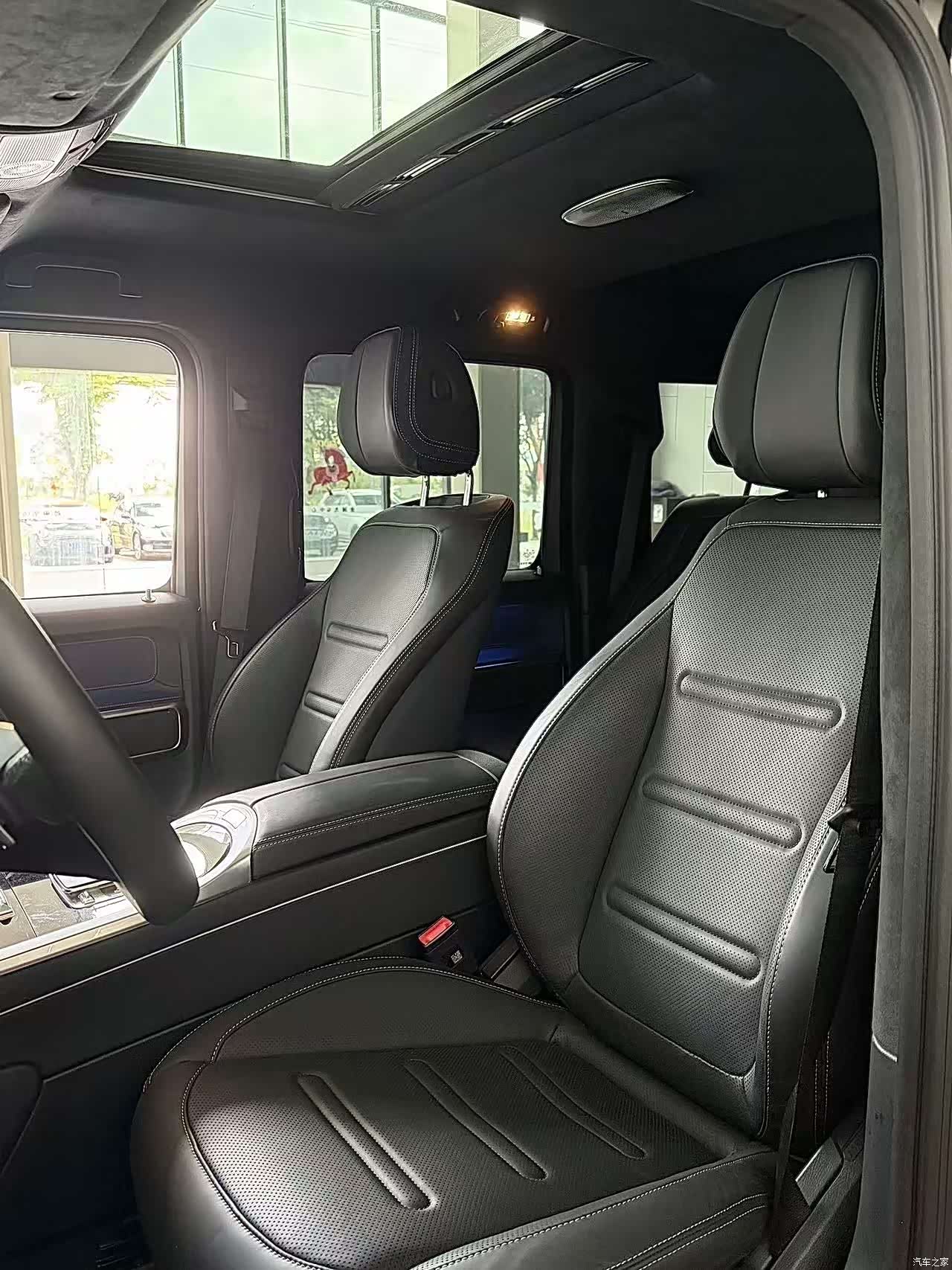 Mercedes-Benz G-Class, 2025 14