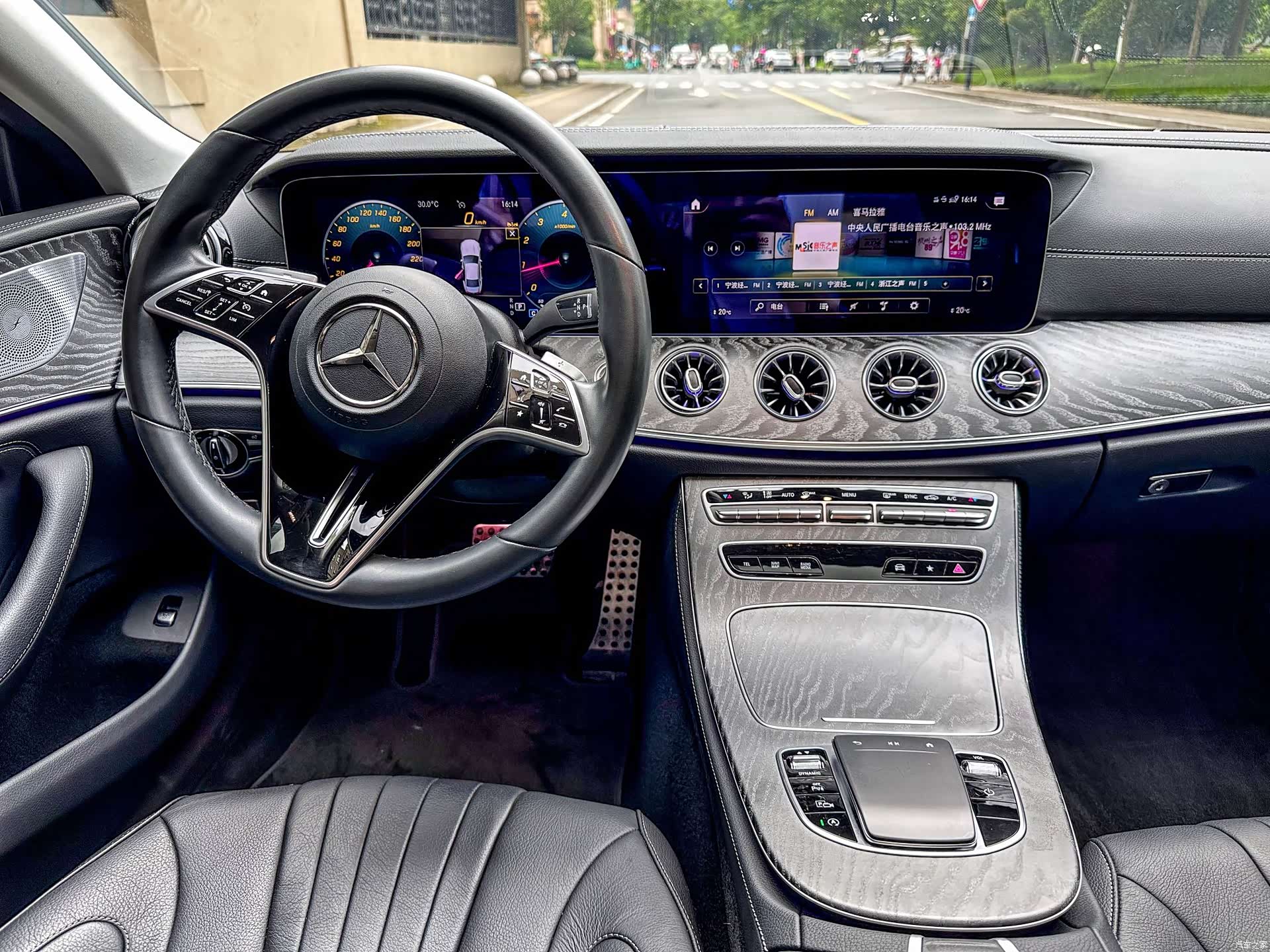 Mercedes-Benz CLS, 2023 10