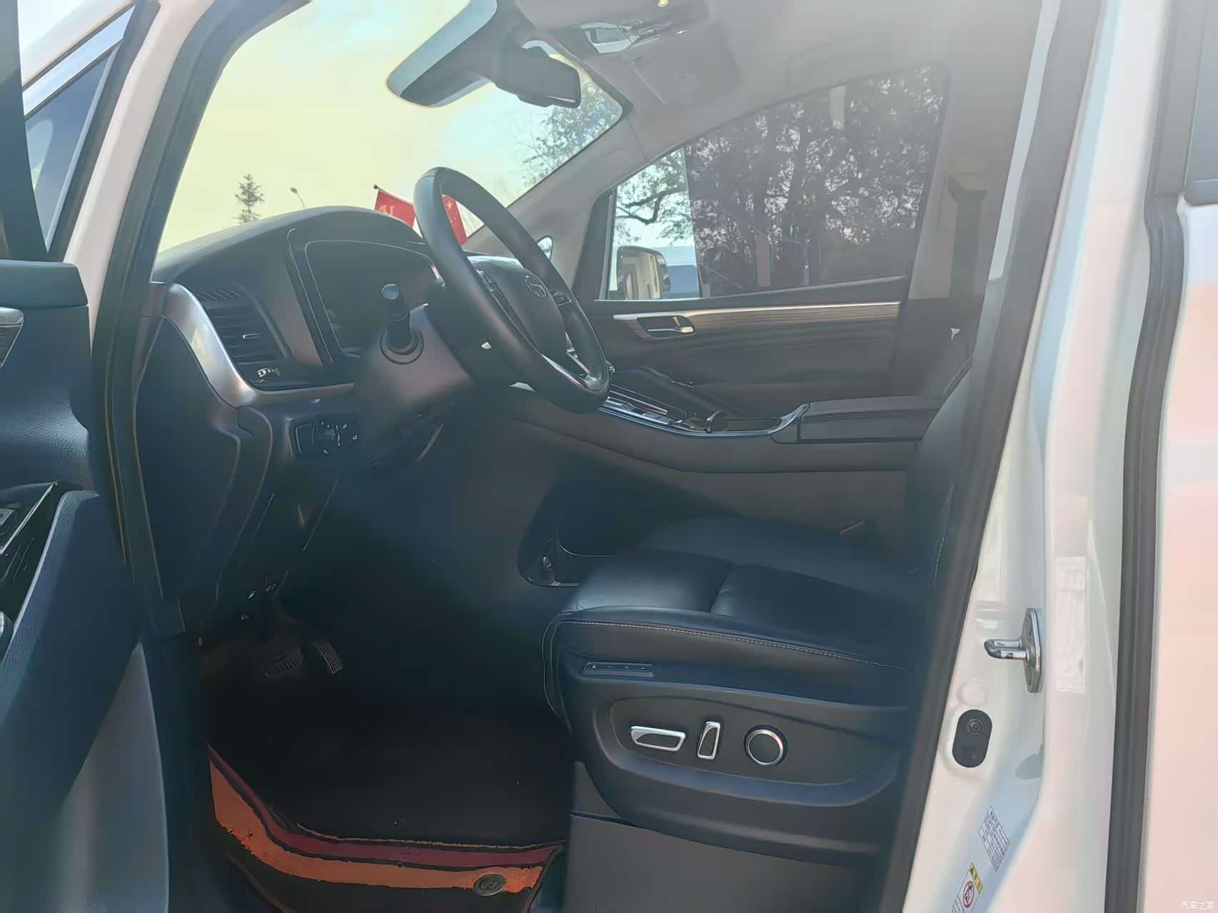Trumpchi M8, 2021 8