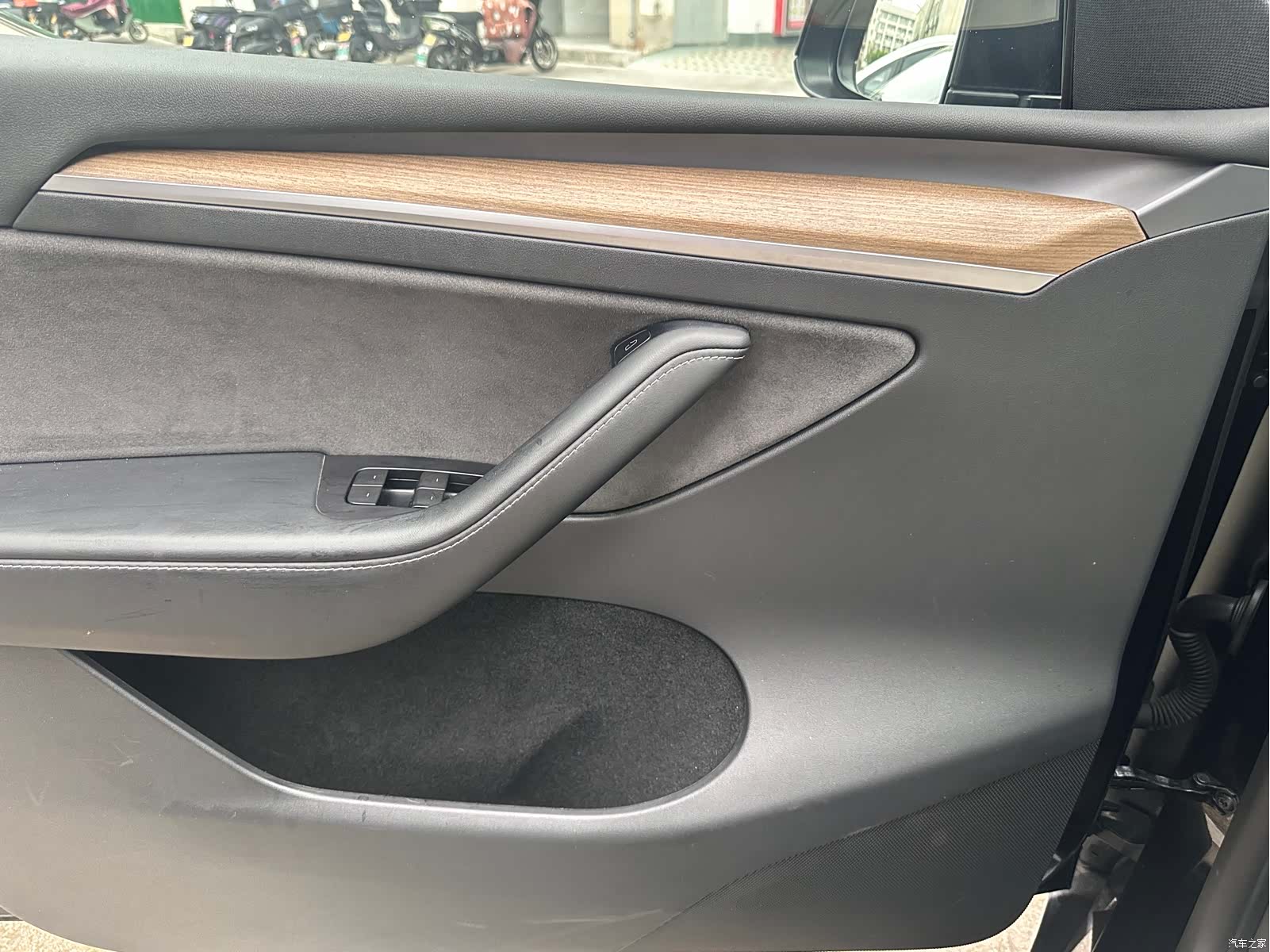 Tesla Model Y, 2022 все фото