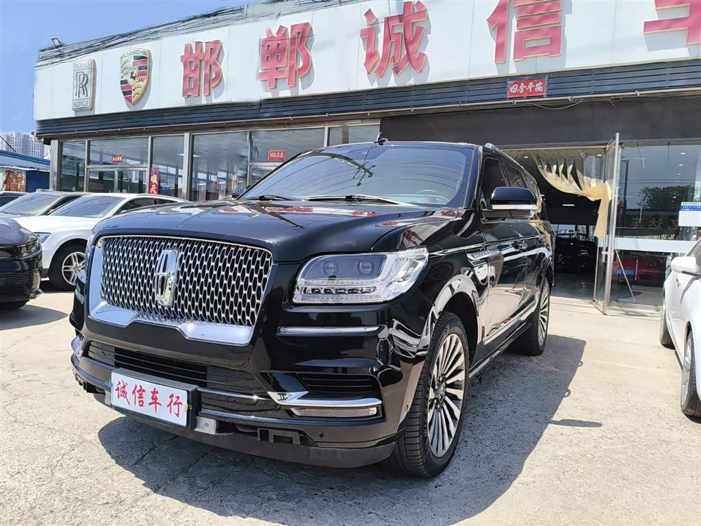 Lincoln Navigator