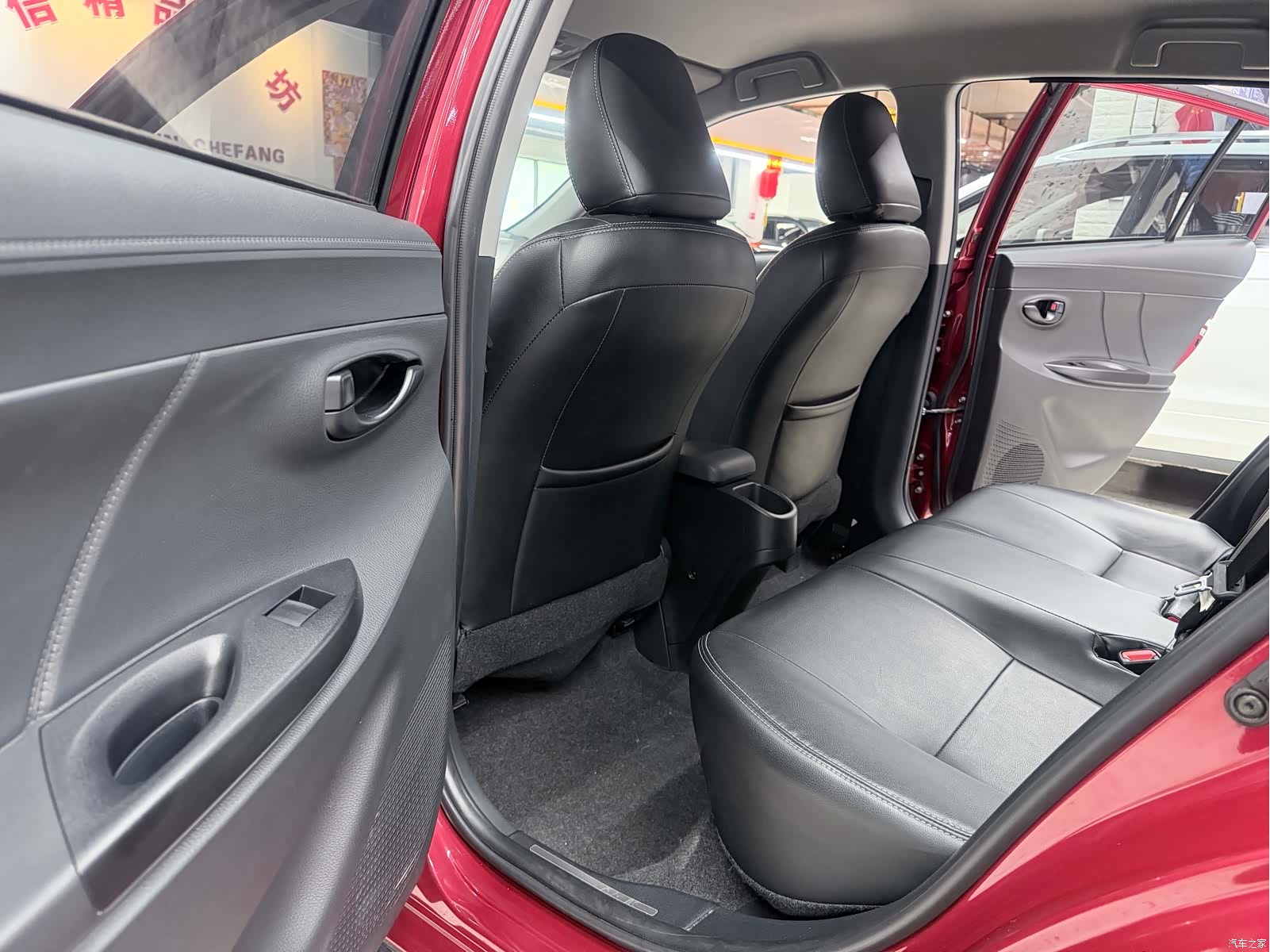 Toyota YARiS L, 2021 16