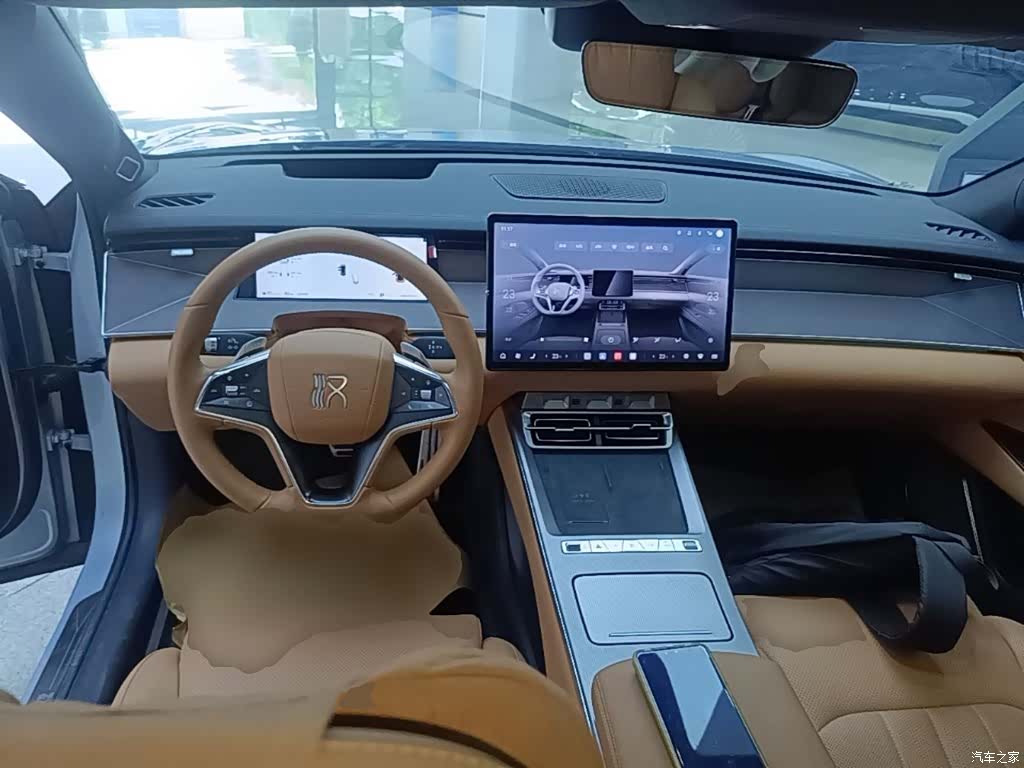 BYD Han, 2025 10