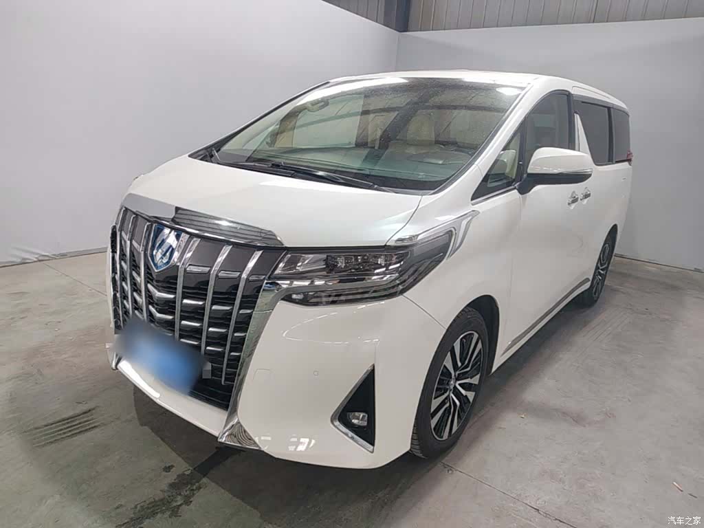 Toyota Alphard, 2018 1