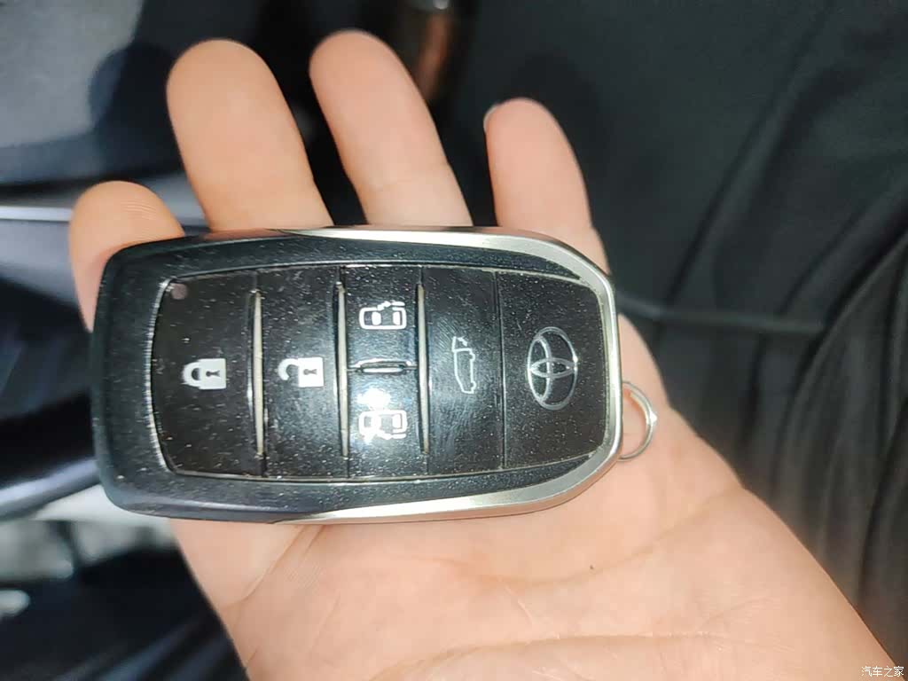 Toyota Alphard, 2018 9