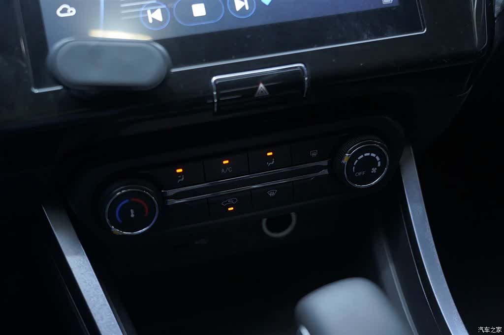 Chery 3x, 2021 17