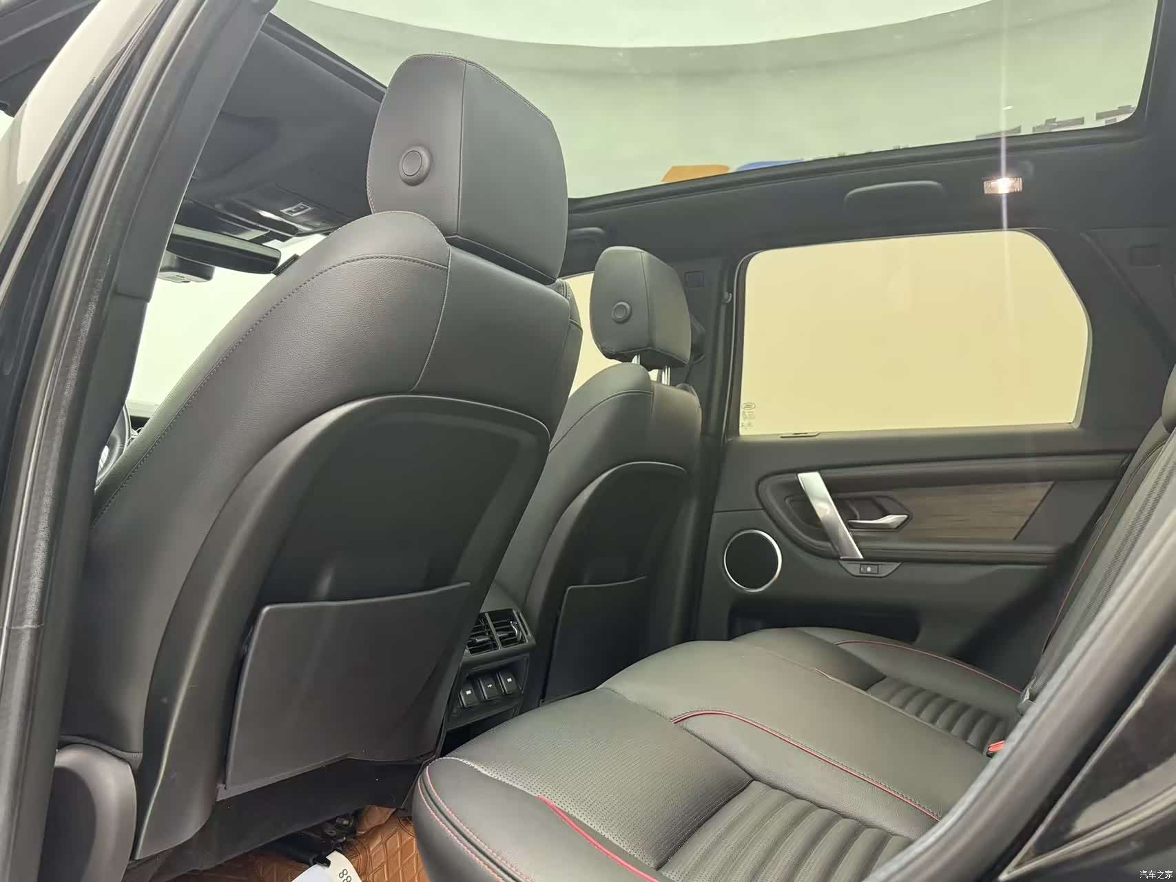 Land Rover Discovery, 2021 8