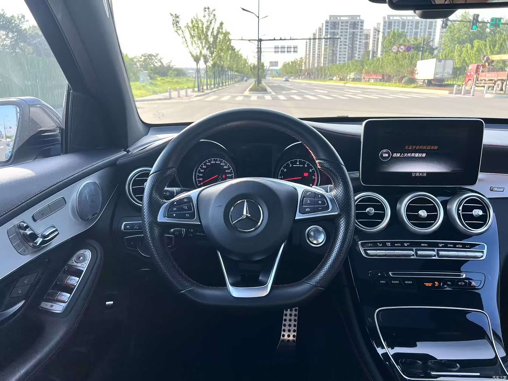 Mercedes-Benz GLC, 2018 13