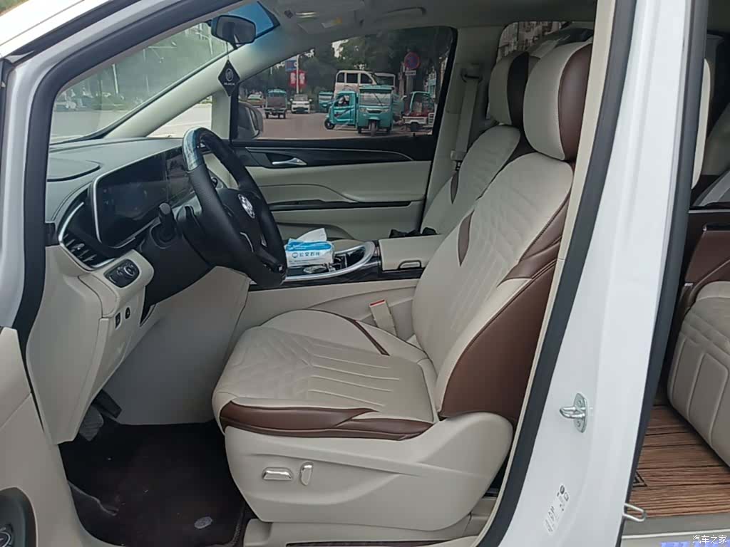 Buick GL8, 2023 15