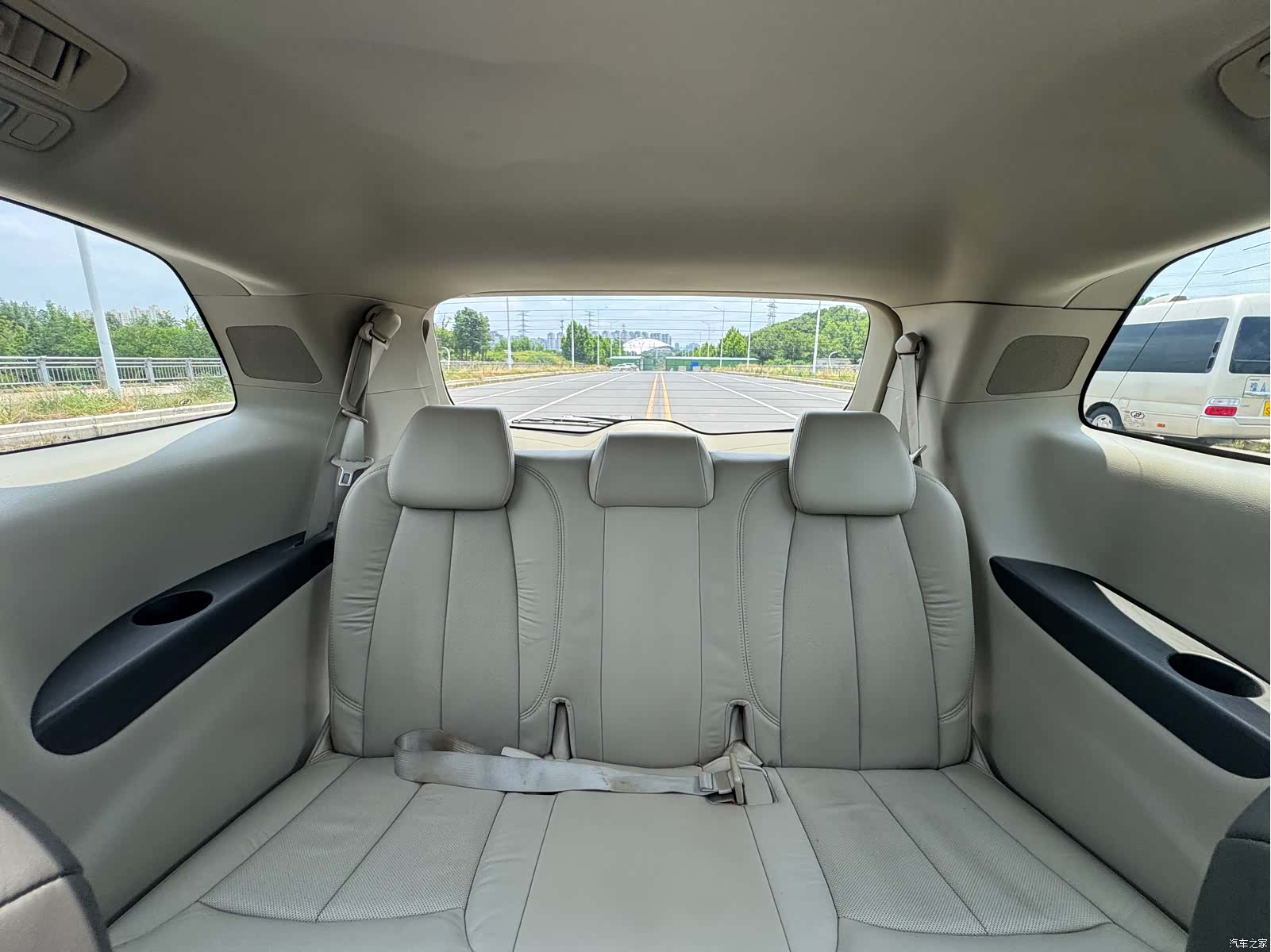 Buick GL8, 2012 34