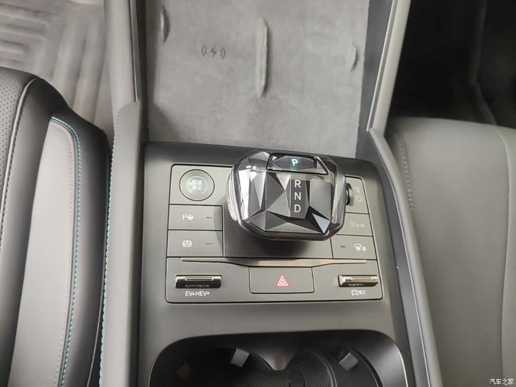 BYD Qin, 2025 14