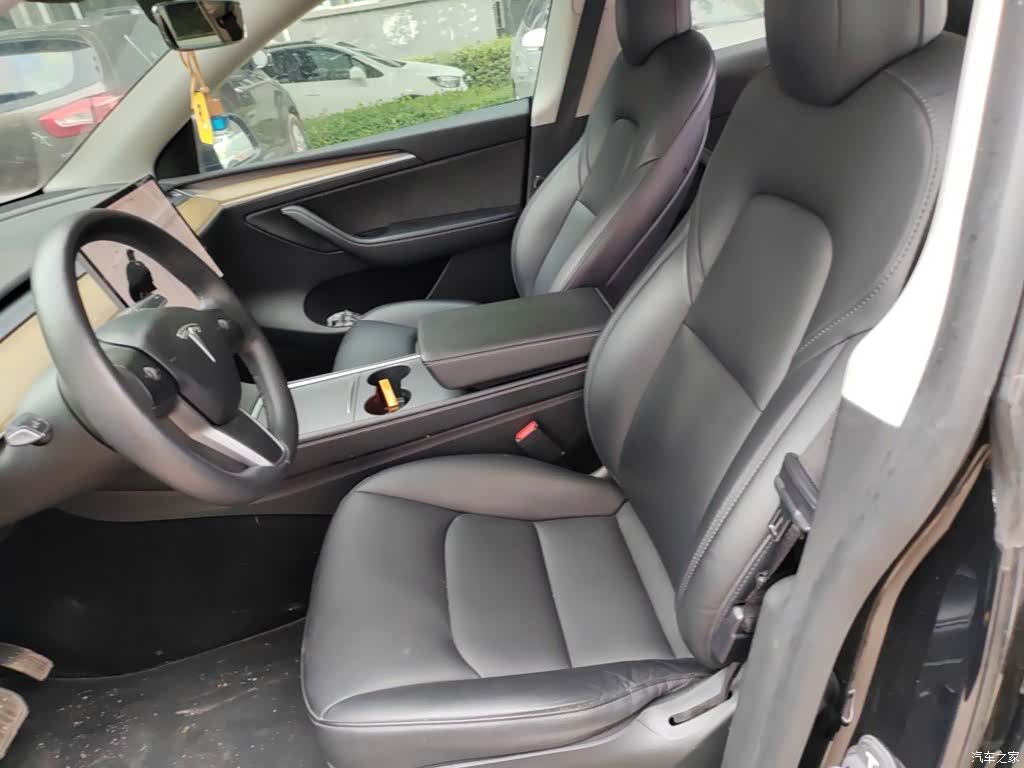 Tesla Model Y, 2021 8