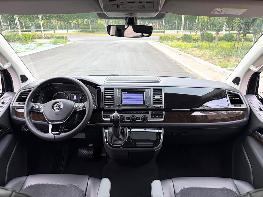 Volkswagen Multivan 2019, фото 7