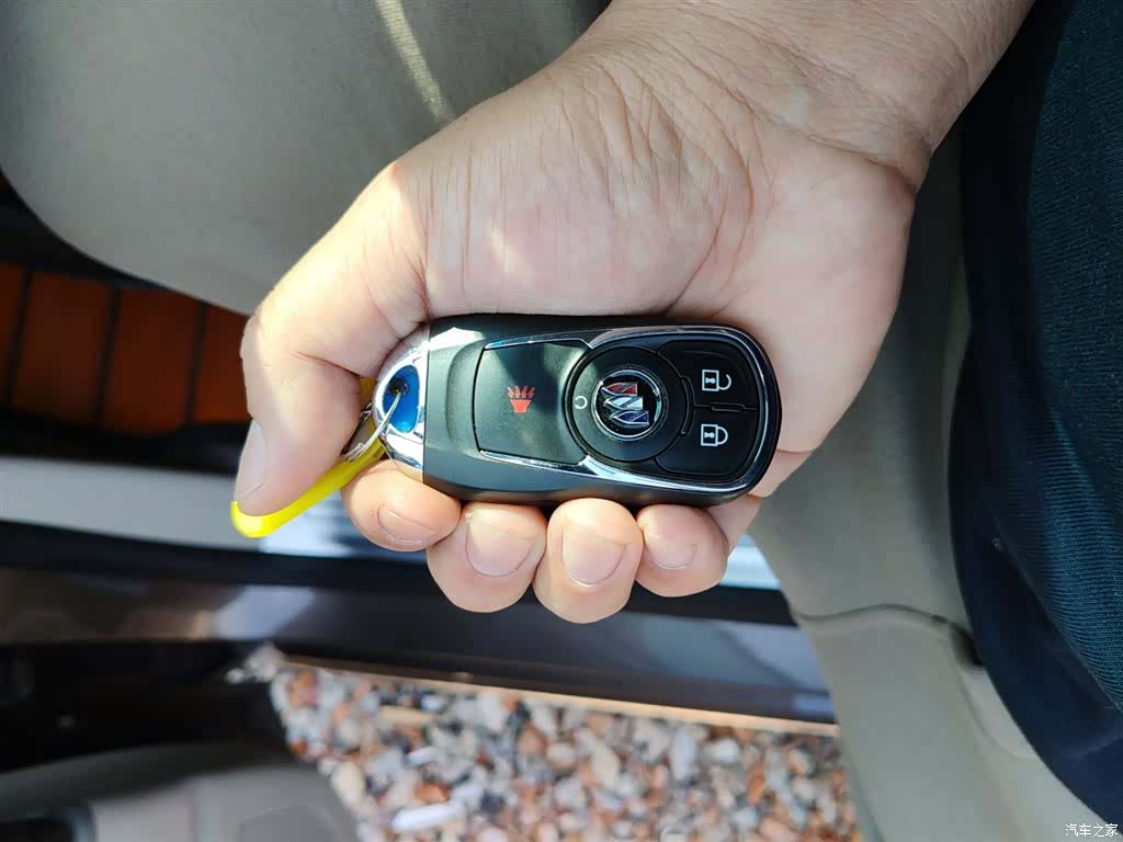 Buick GL8, 2023 17