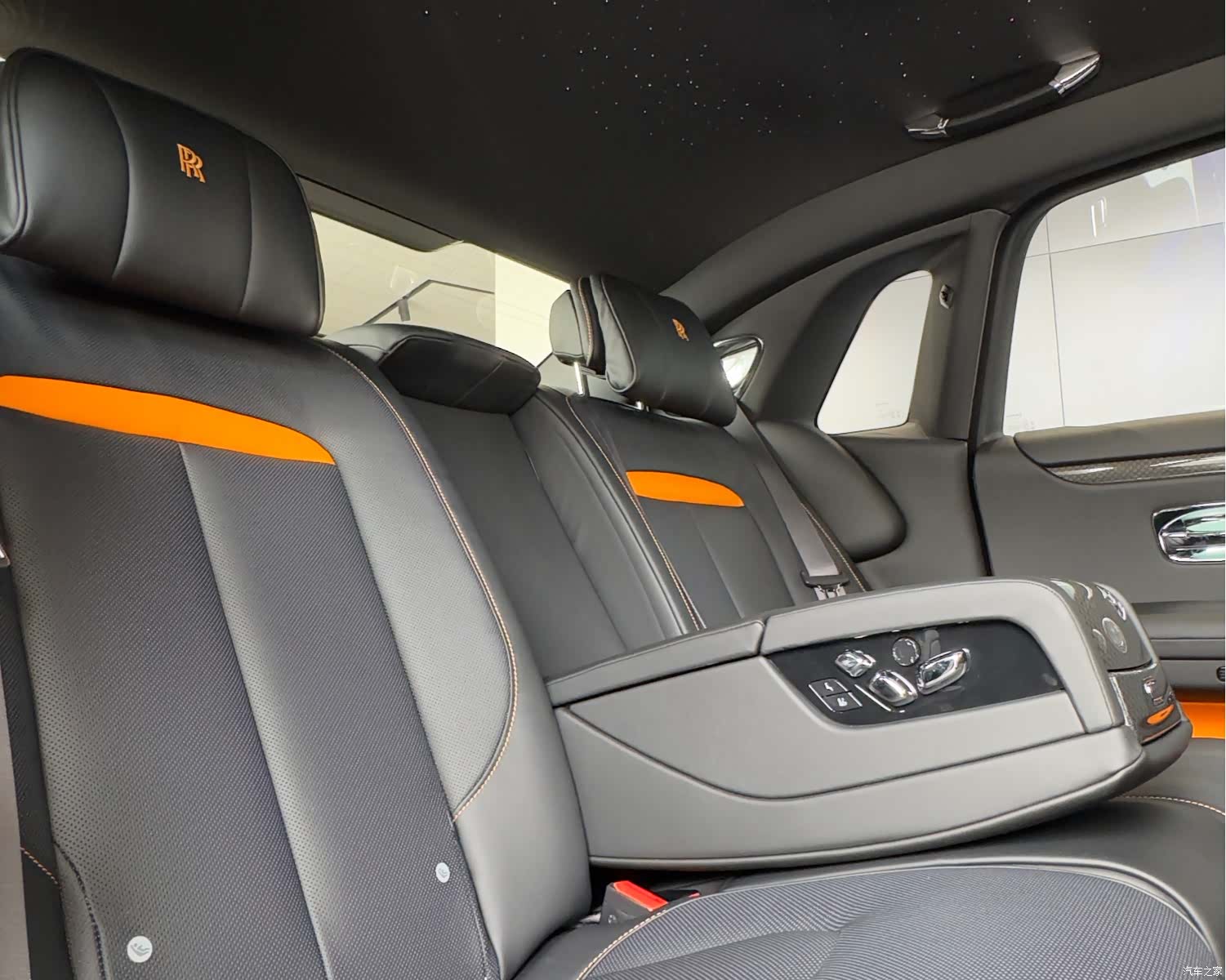 Rolls-Royce Ghost, 2026 14
