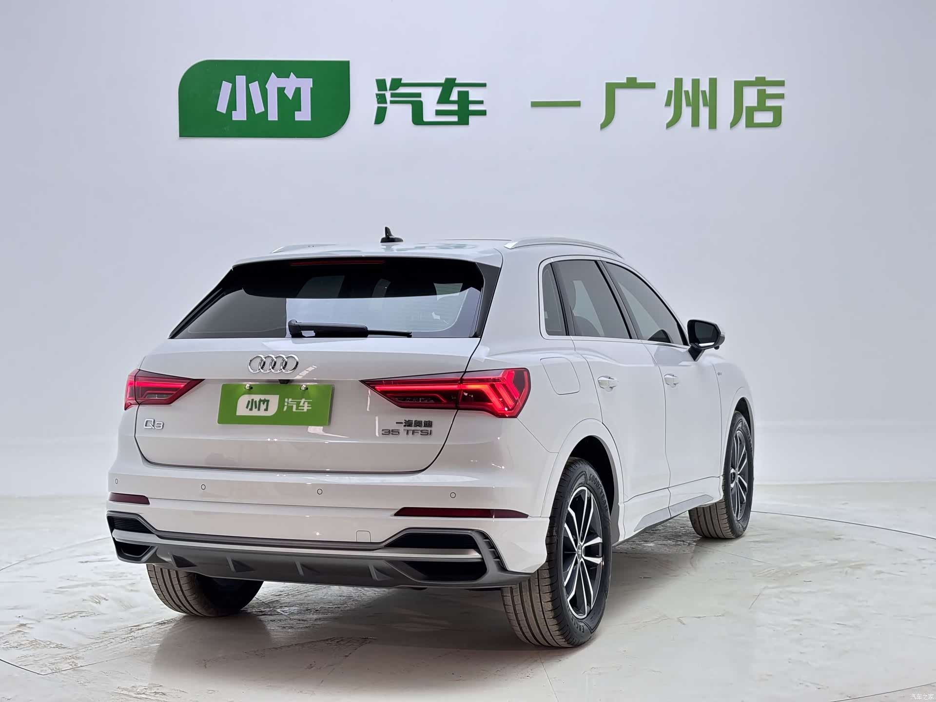 Audi Q3, 2023 4