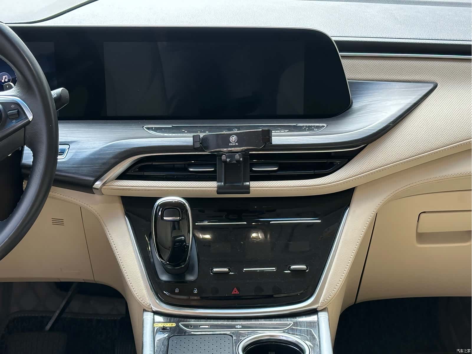 Buick GL8, 2023 8