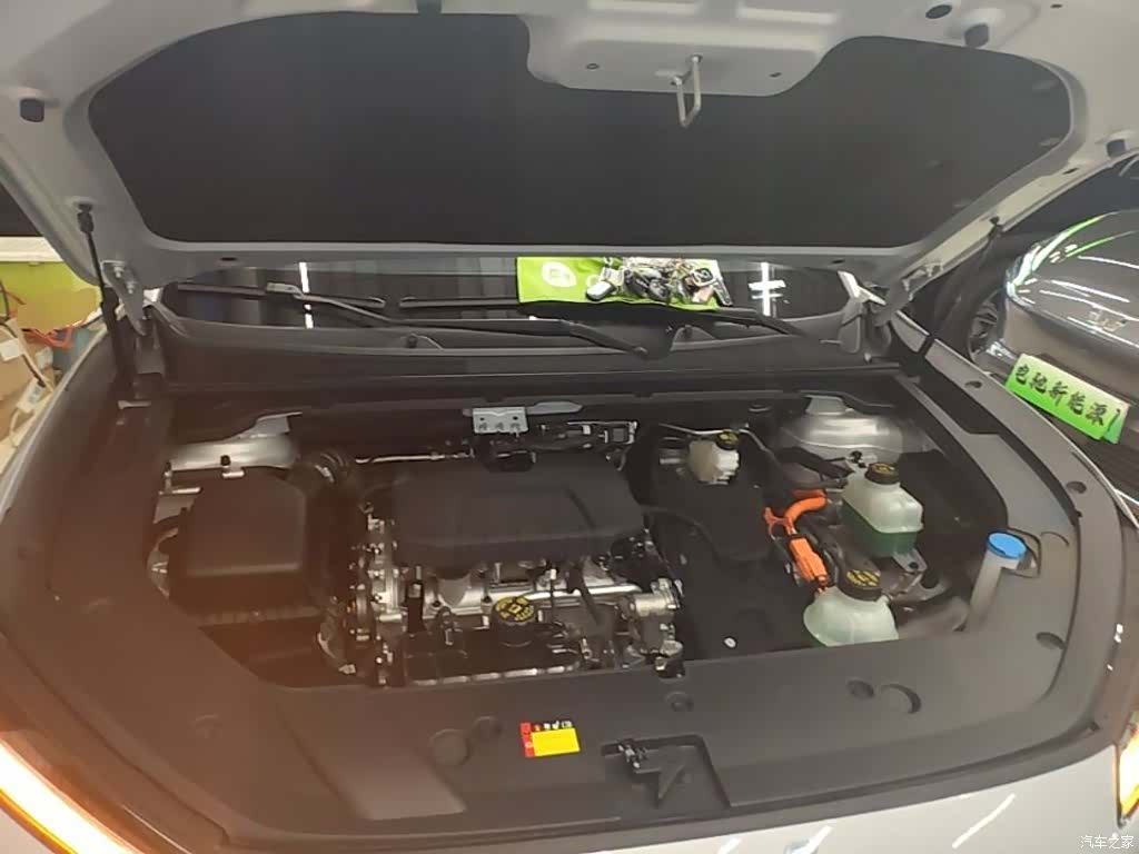 Wuling Starlight, 2025 20