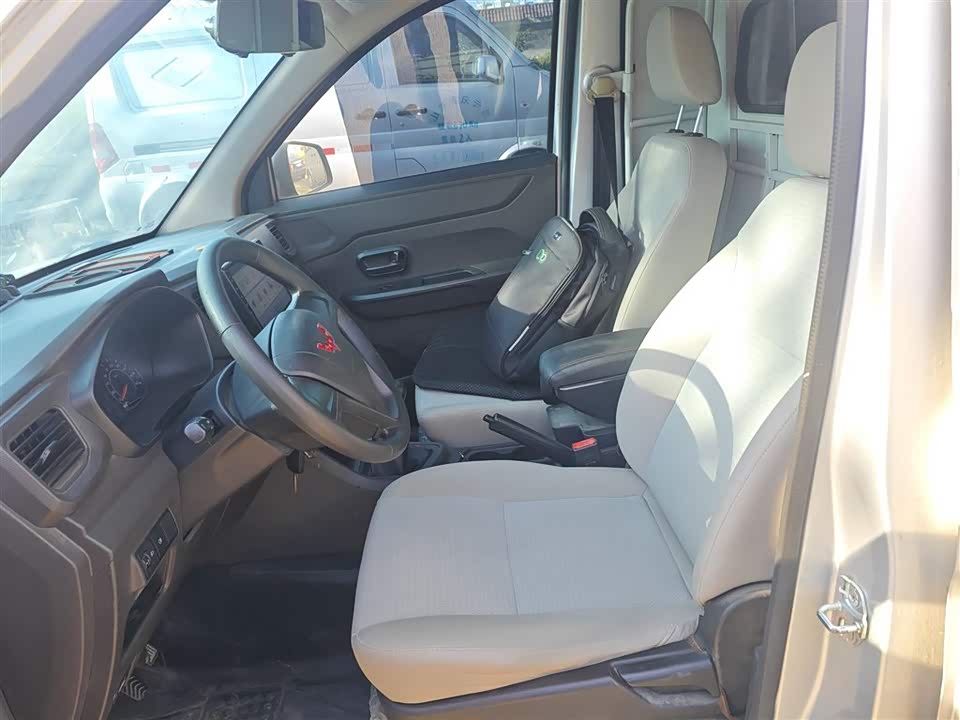 Wuling Wuling Hongguang V