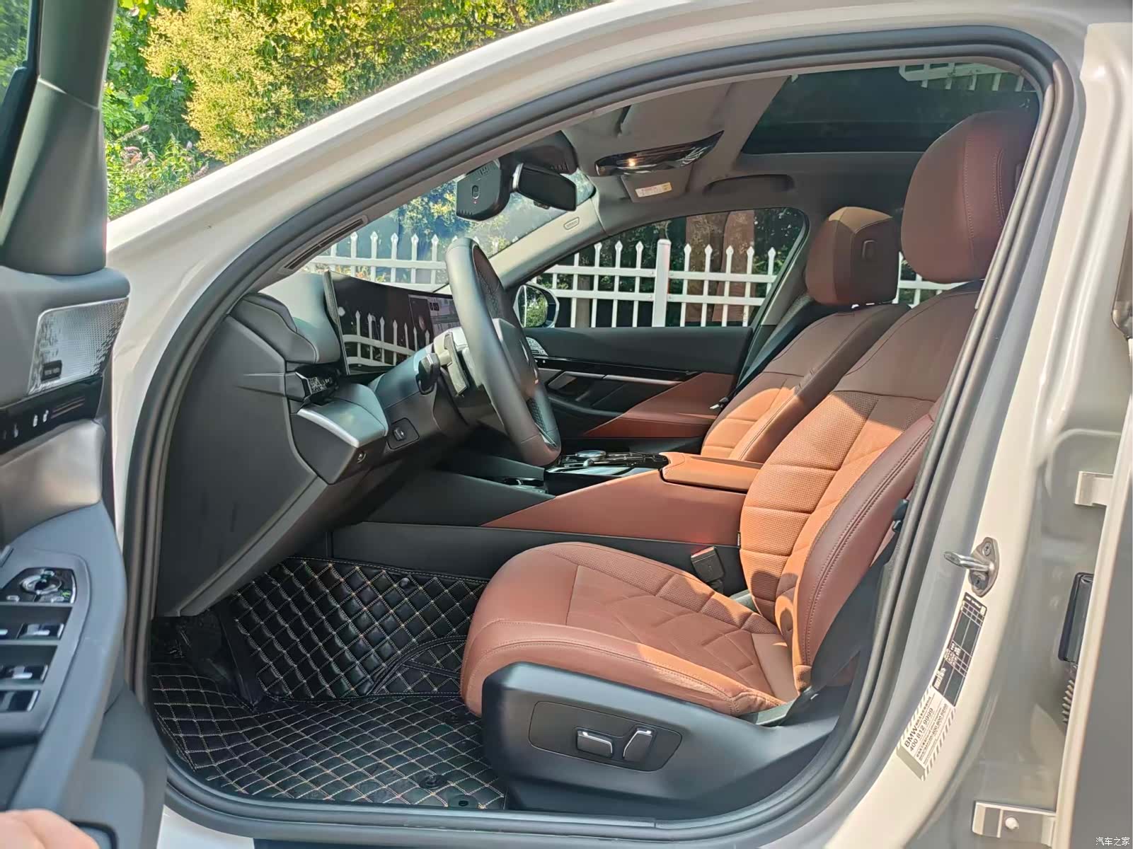 BMW 5 Series, 2025 8
