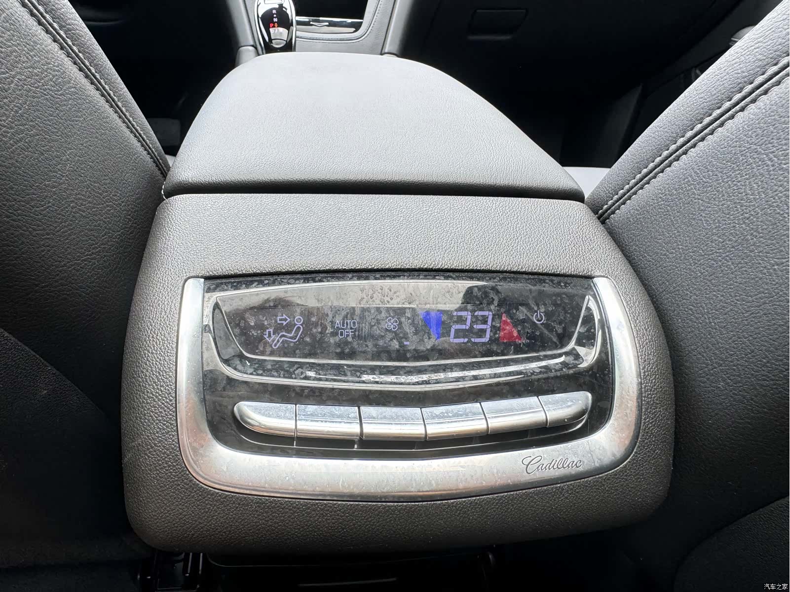 Cadillac XT6, 2021 11