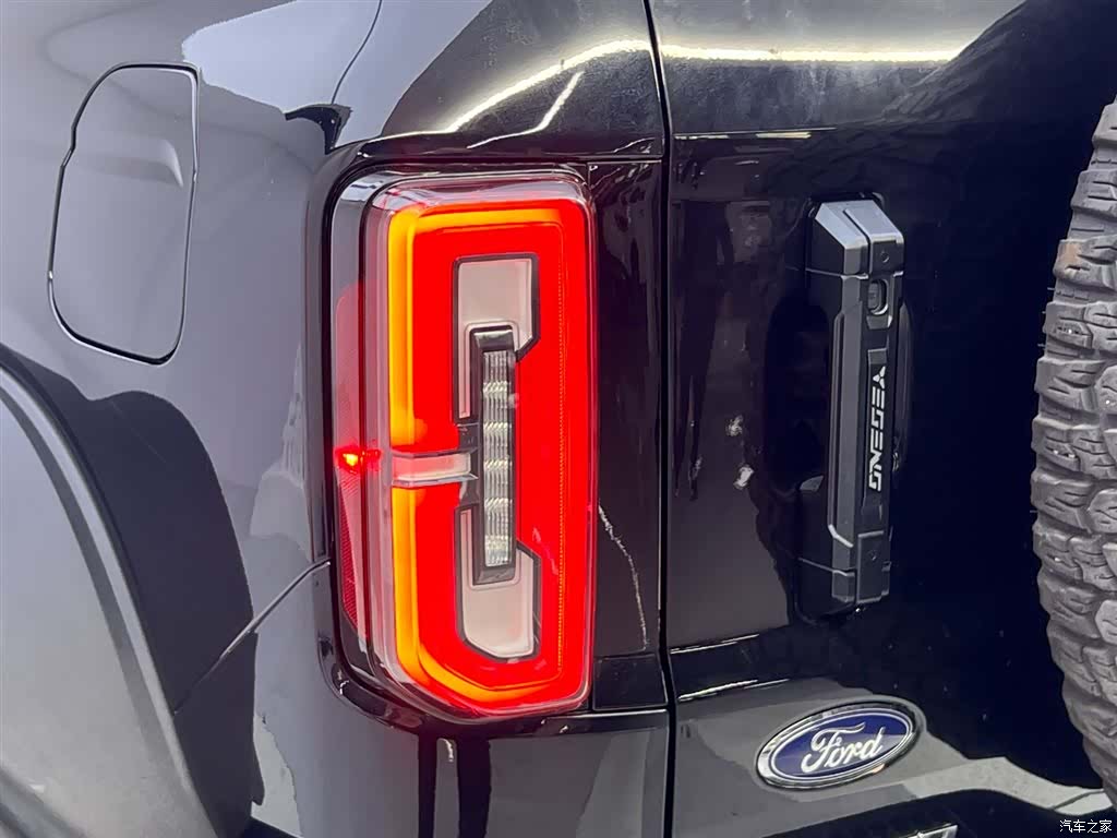 Ford Bronco, 2024 10