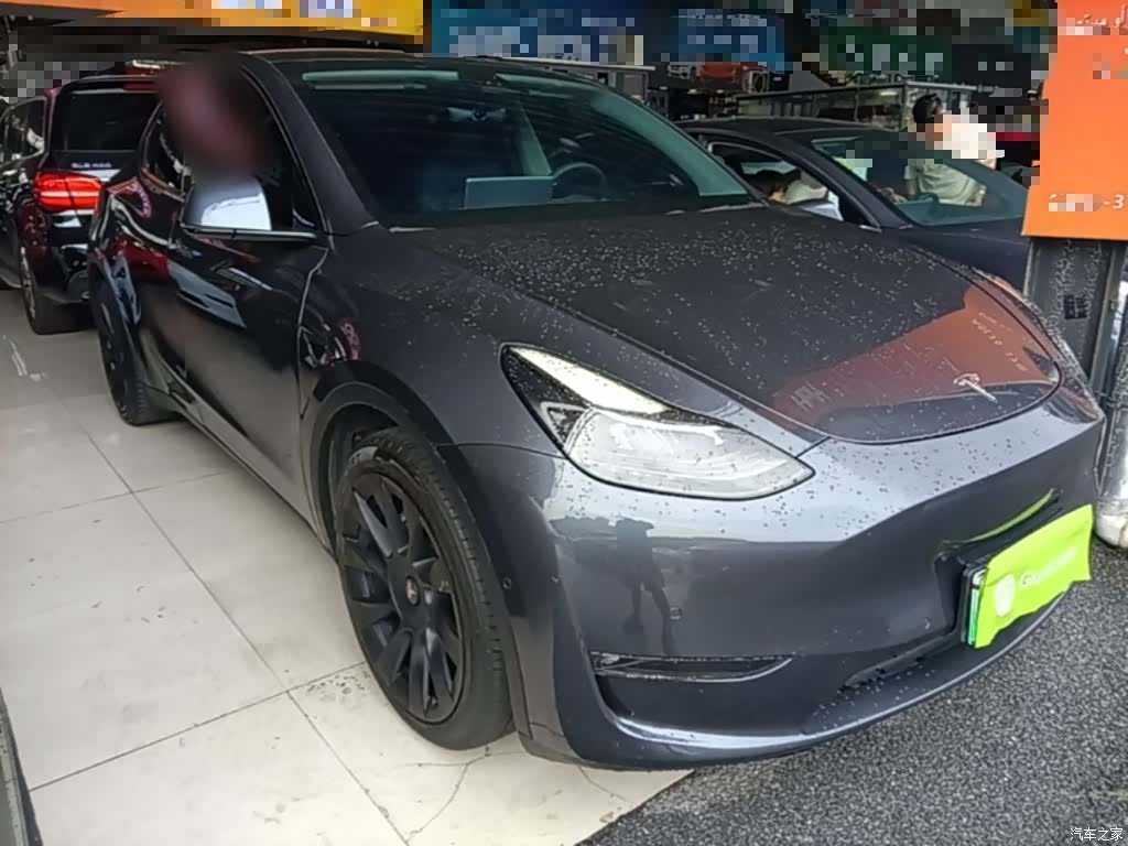 Tesla Model Y, 2021 4