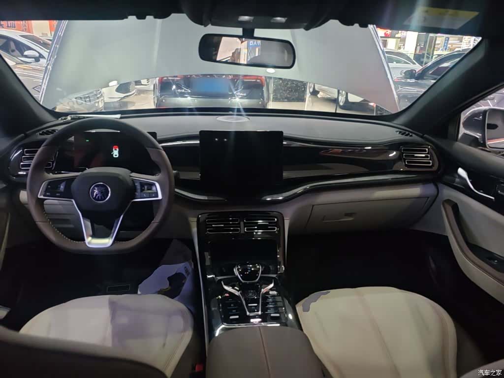 BYD Qin, 2024 10