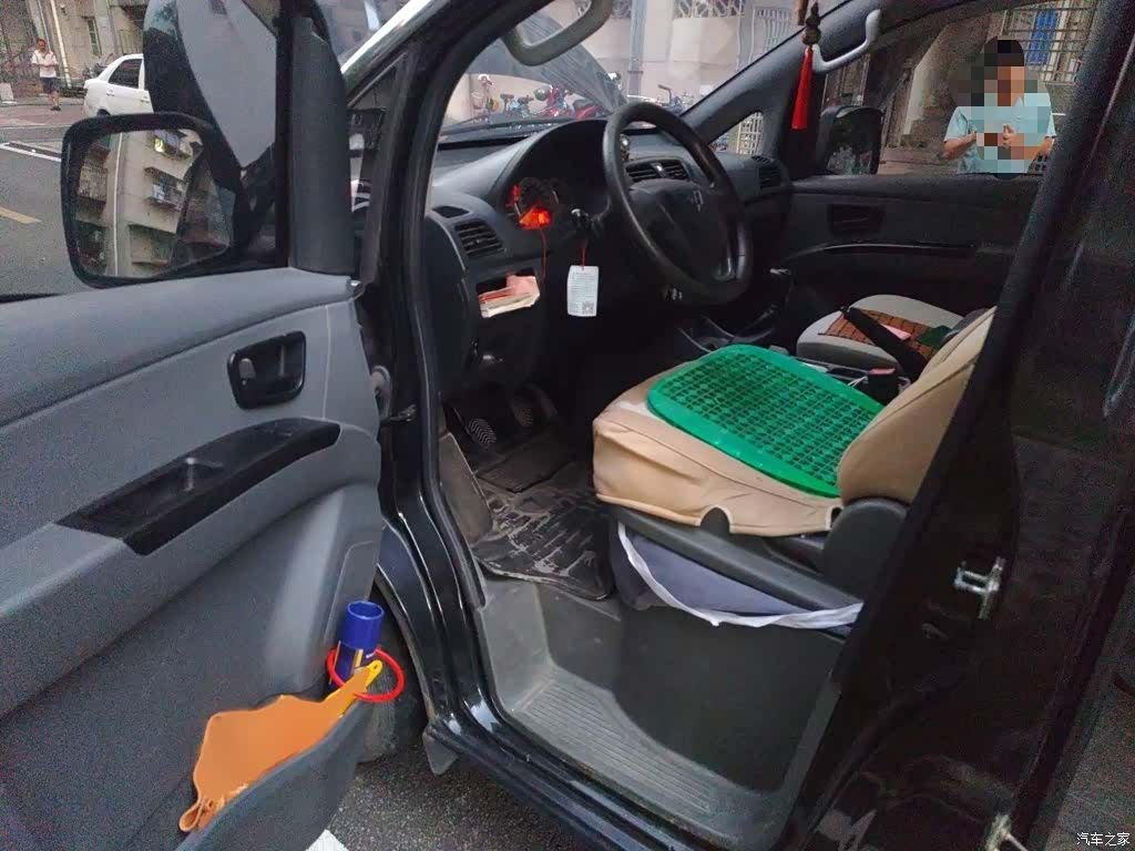 Wuling L3C, 2016 14