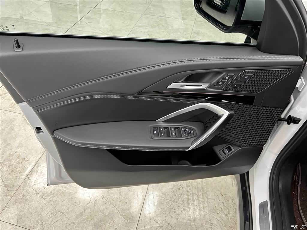 BMW X1, 2023 11