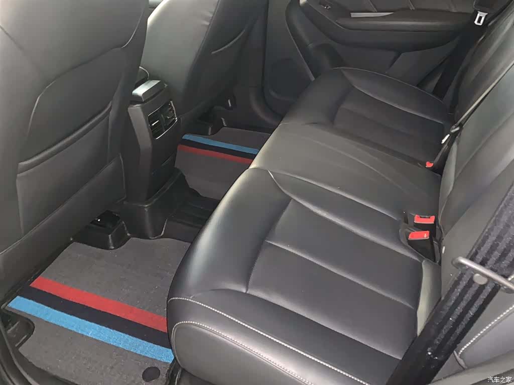 Roewe RX5, 2019 14