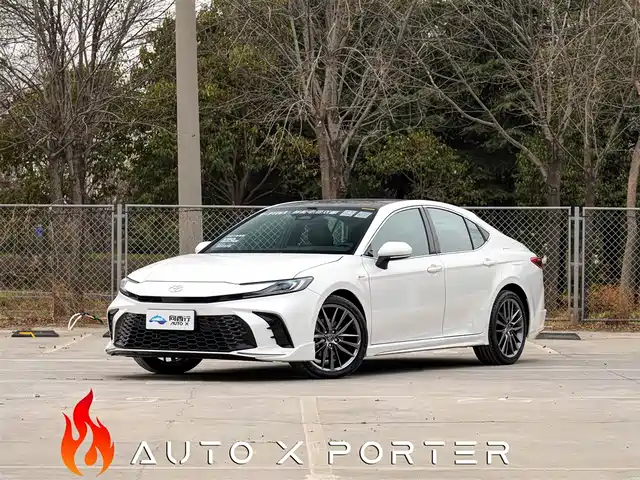 Toyota Camry 2024 — купить из Китая под заказ