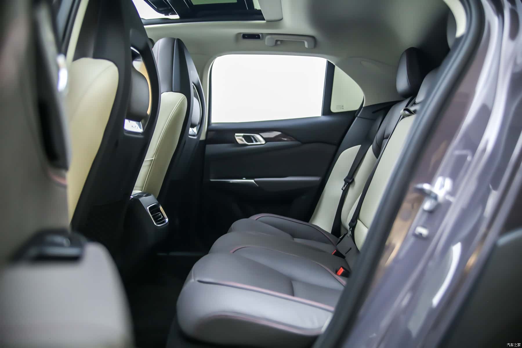 Lynk & Co 01, 2019 19