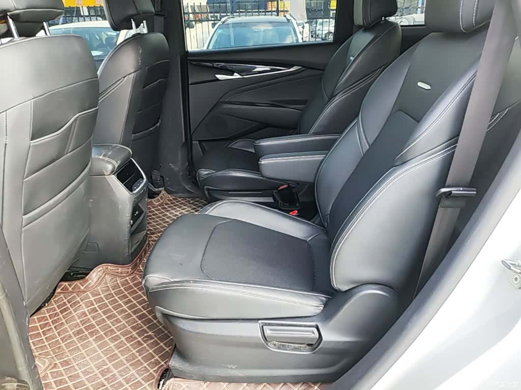 Maxus G50, 2022 17