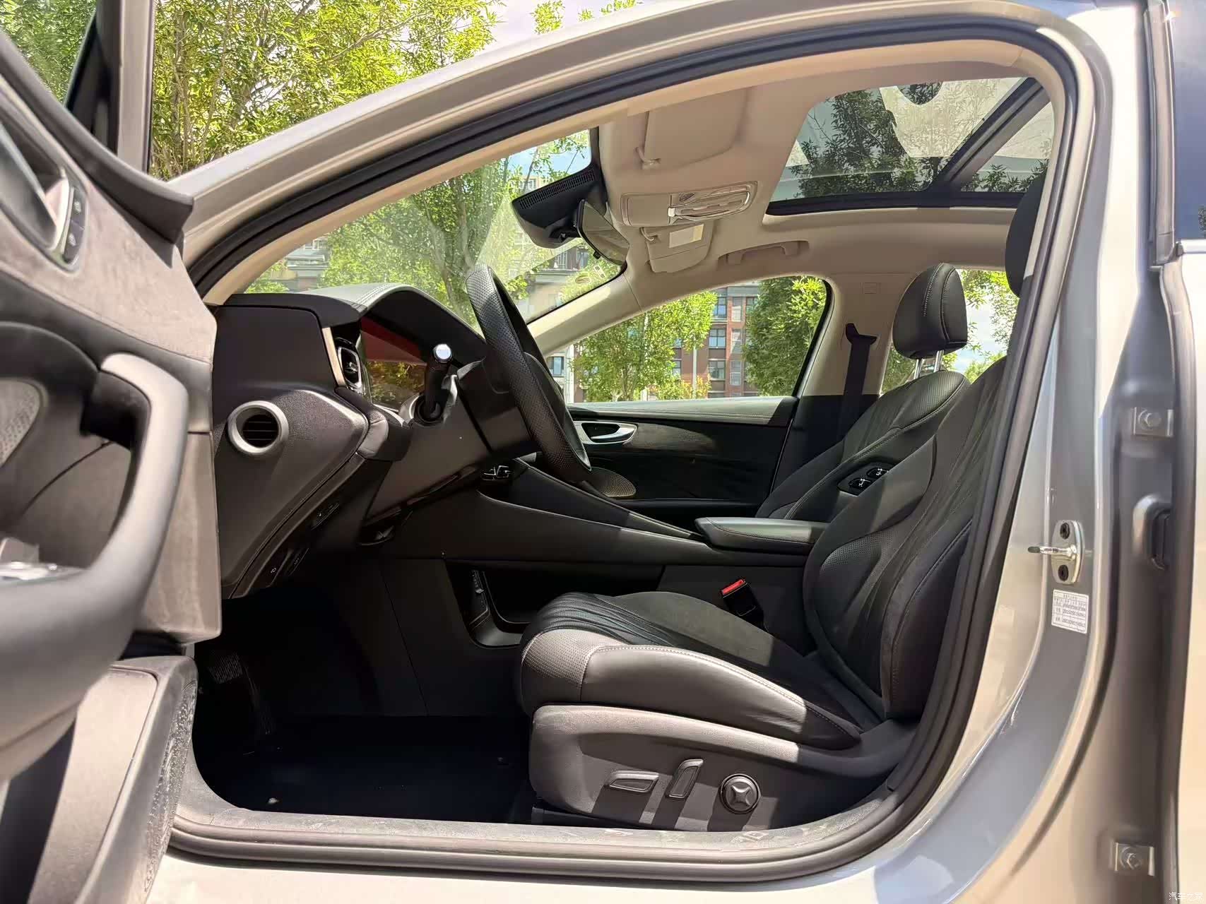 Roewe D7, 2023 10
