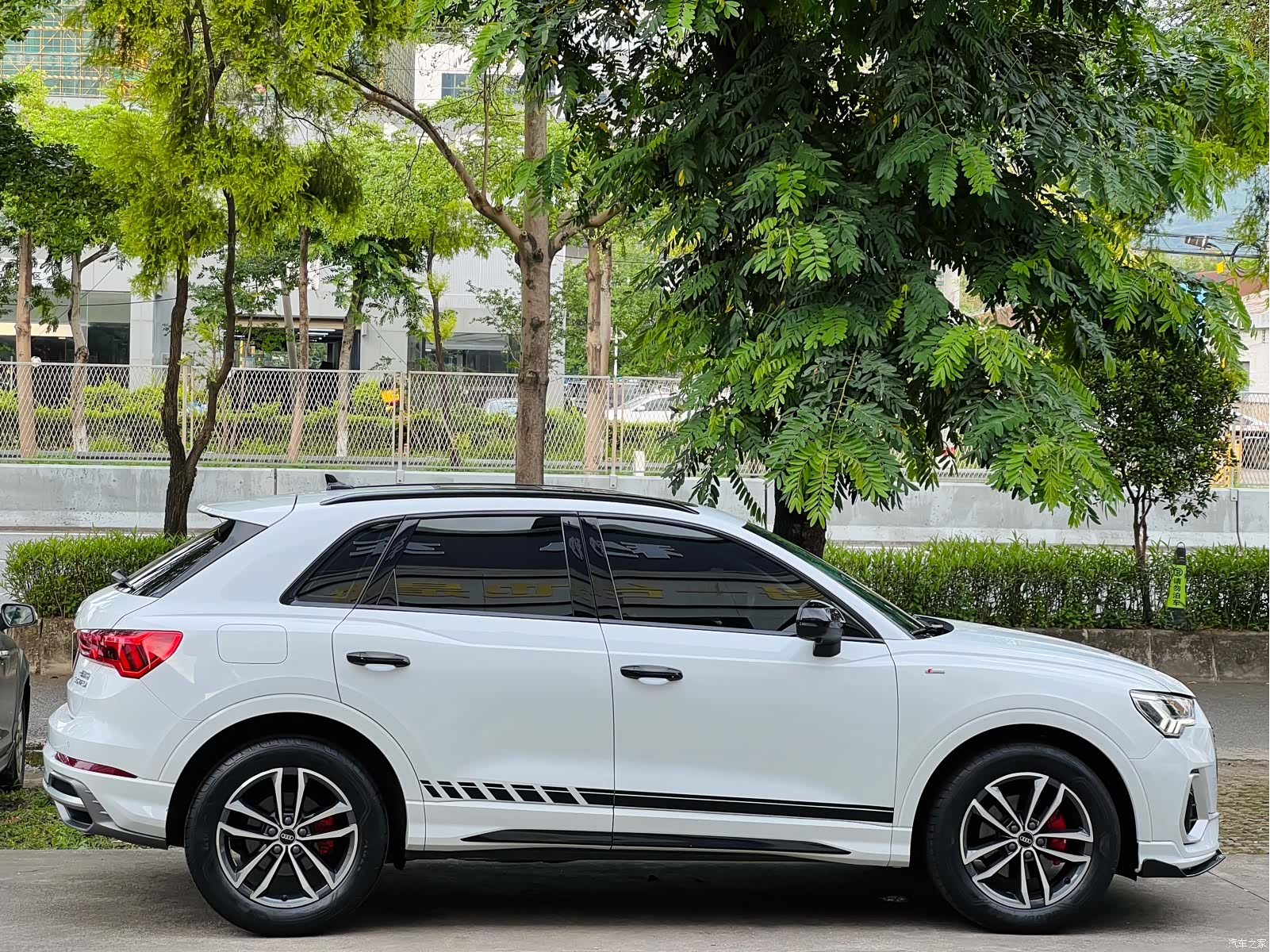 Audi Q3, 2022 7