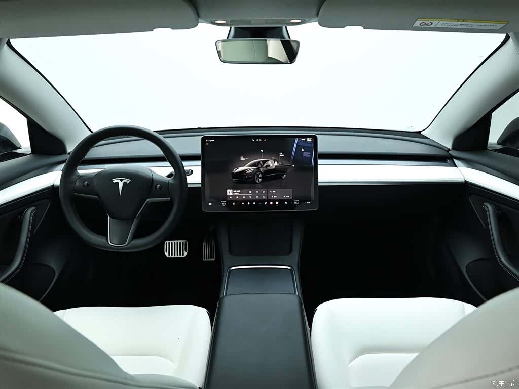Tesla Model 3, 2022 15