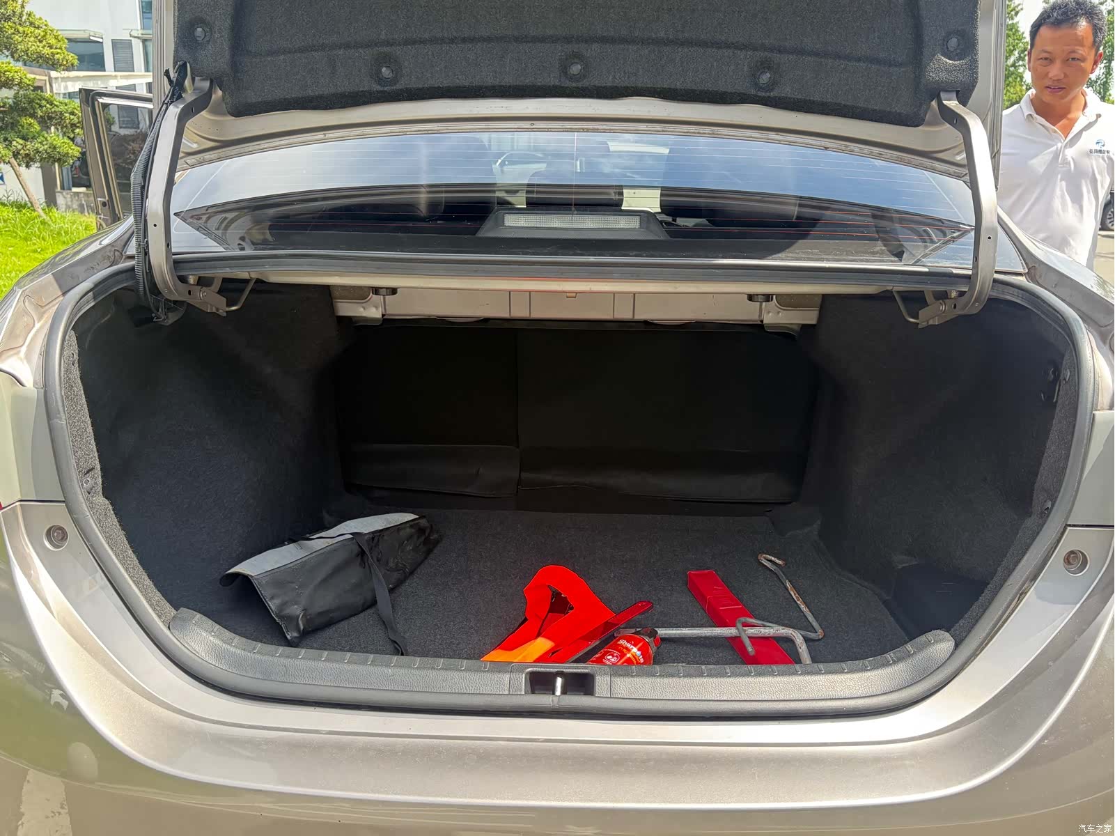 Toyota Corolla, 2015 15