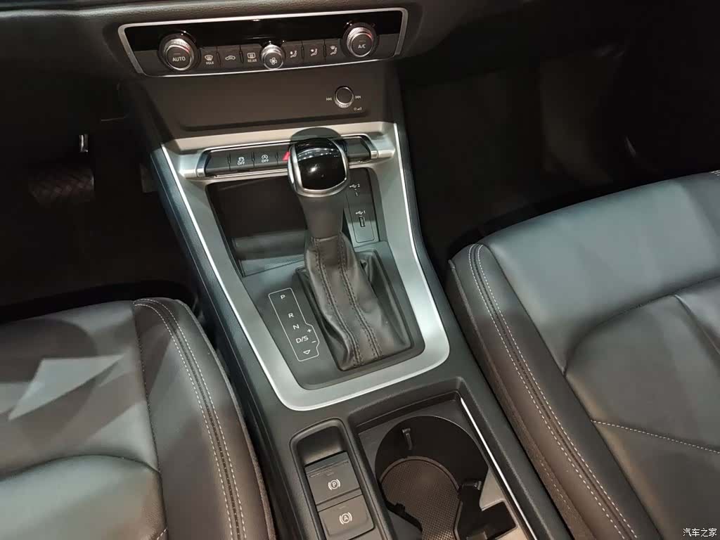 Audi Q3, 2021 19